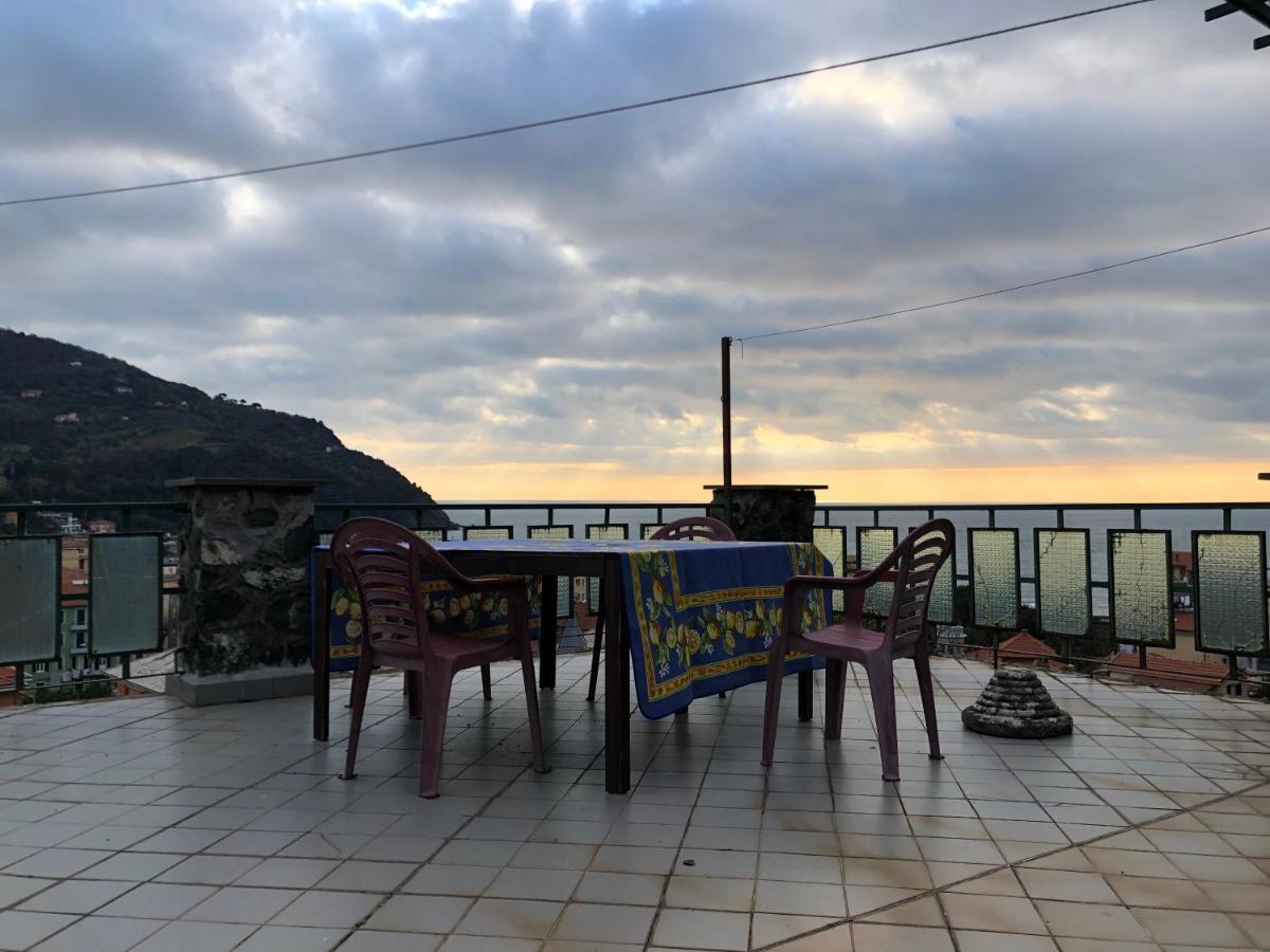 Appartamento Al Castelletto Levanto Exterior foto